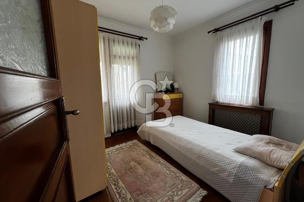 SAPANCADA YEŞİLLİKLER İÇERİSİNDE TRİPLEKS 4+1 EŞYALI VİLLA