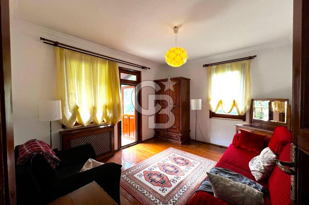 SAPANCADA YEŞİLLİKLER İÇERİSİNDE TRİPLEKS 4+1 EŞYALI VİLLA