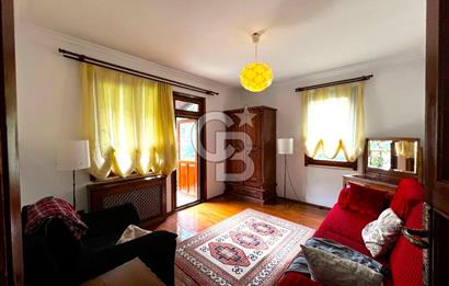 SAPANCADA YEŞİLLİKLER İÇERİSİNDE TRİPLEKS 4+1 EŞYALI VİLLA