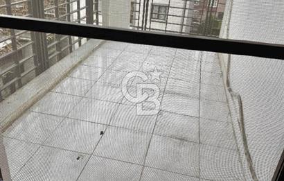 ATAŞEHİR İÇERENKÖY BUKET SOKAKTA YÜKSEK KATTA,FERAH 3+1 DAİRE