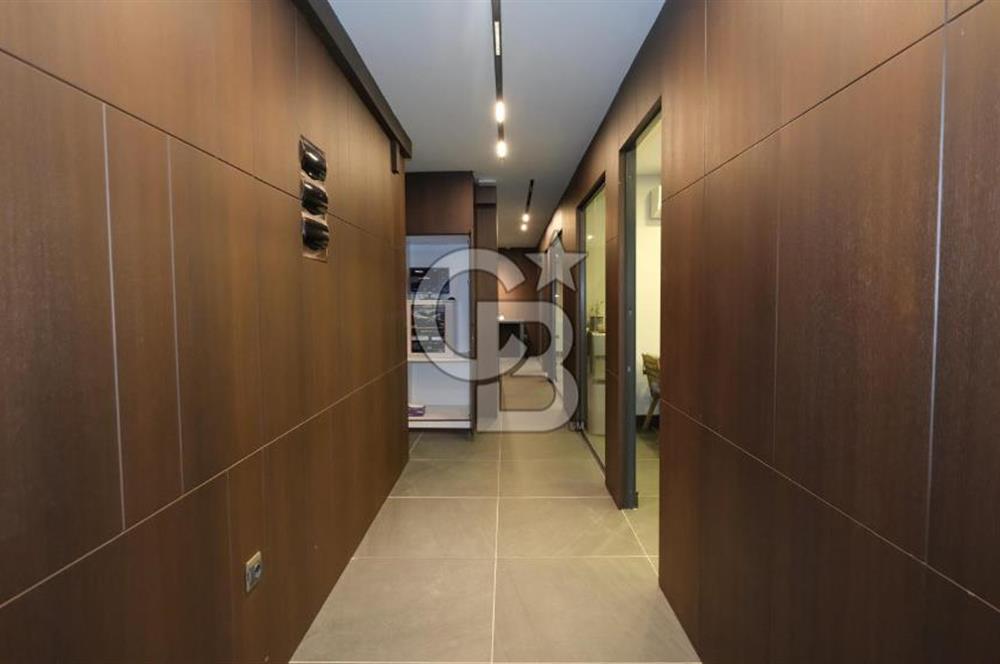 ANKARA UĞUR MUMCU CAD. TABELA DEĞERİ YÜKSEK KİRALIK 3 KATLI OFİS