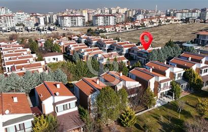 BAĞLICA METEKSAN VİLLAKENT SİTESİ SATILIK 3+1 KÖŞE VİLLA