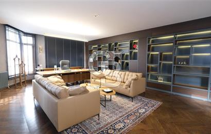 ANKARA UĞUR MUMCU CAD. TABELA DEĞERİ YÜKSEK KİRALIK 3 KATLI OFİS