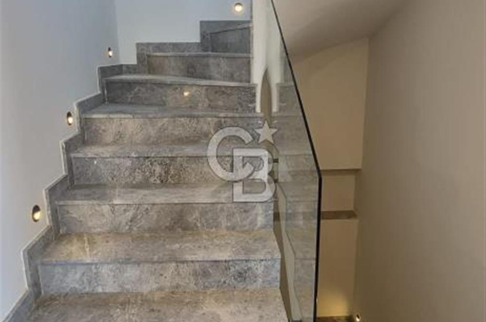 ORTAKENT’TE  SATILIK TAM MÜSTAKİL HAVUZLU VİLLA