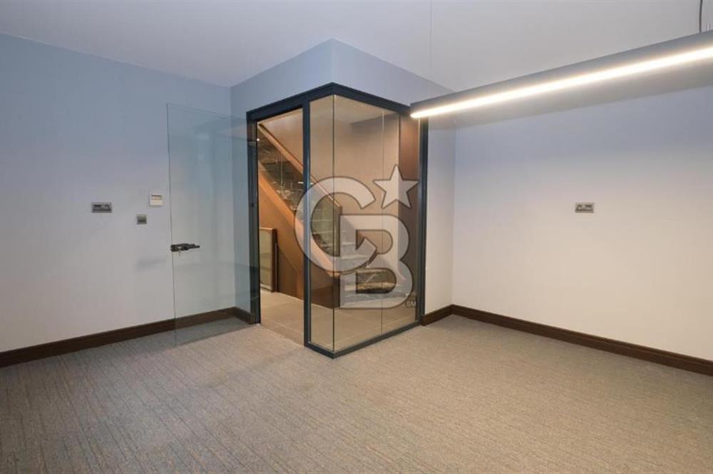 ANKARA UĞUR MUMCU CAD. TABELA DEĞERİ YÜKSEK KİRALIK 3 KATLI OFİS