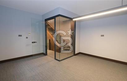 ANKARA UĞUR MUMCU CAD. TABELA DEĞERİ YÜKSEK KİRALIK 3 KATLI OFİS