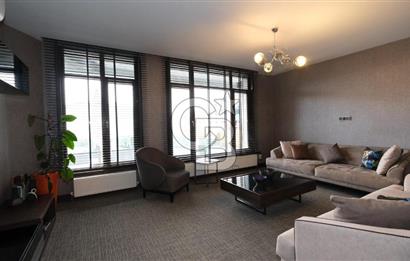 ANKARA UĞUR MUMCU CAD. TABELA DEĞERİ YÜKSEK KİRALIK 3 KATLI OFİS