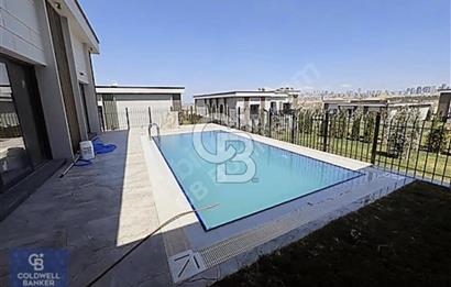 "HAVUZLU, BAHÇELİ ,LÜKS VE KONFORLU VİLLAYA SAHİP OLMA FIRSATI!"