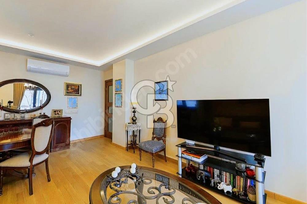 Kadıköy Göztepe 3+1 Ebeveyn Banyolu  Satılık Daire