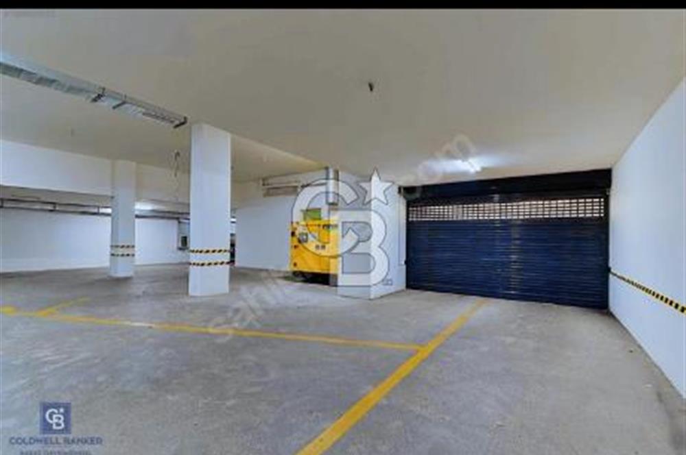 Kadıköy Göztepe 3+1 Ebeveyn Banyolu  Satılık Daire