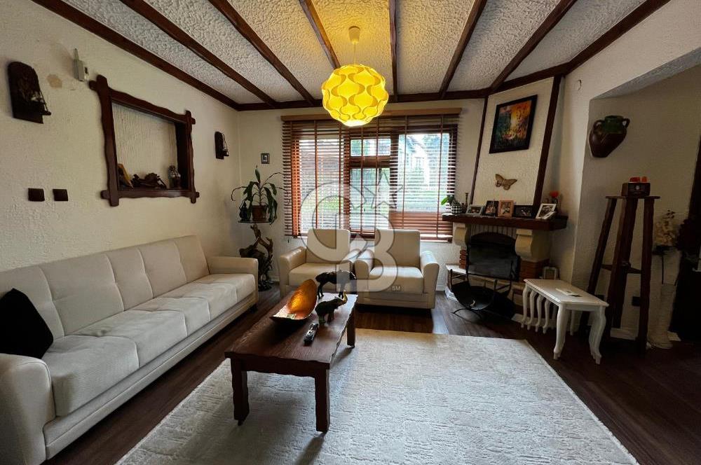 SAPANCADA YEŞİLLİKLER İÇERİSİNDE TRİPLEKS 4+1 EŞYALI VİLLA