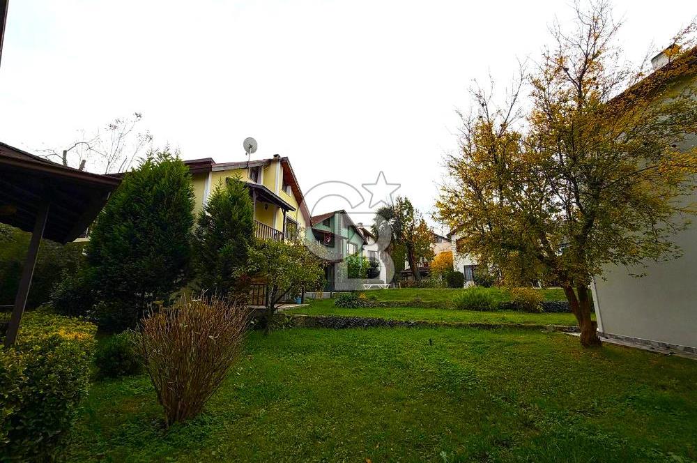 SAPANCADA YEŞİLLİKLER İÇERİSİNDE TRİPLEKS 4+1 EŞYALI VİLLA