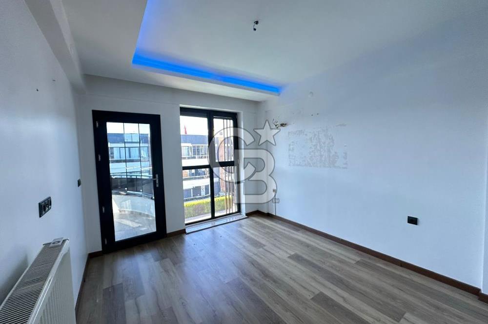 Karaali Villalar Bölgesinde 3+1 Havuzlu Sitede Kiralık Daire