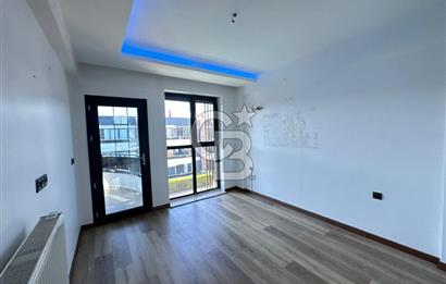 Karaali Villalar Bölgesinde 3+1 Havuzlu Sitede Kiralık Daire