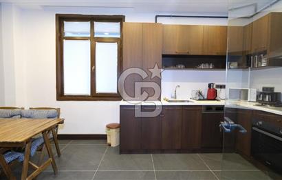 ANKARA UĞUR MUMCU CAD. TABELA DEĞERİ YÜKSEK KİRALIK 3 KATLI OFİS