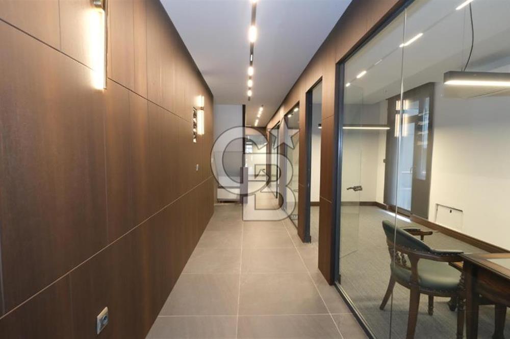 ANKARA UĞUR MUMCU CAD. TABELA DEĞERİ YÜKSEK KİRALIK 3 KATLI OFİS