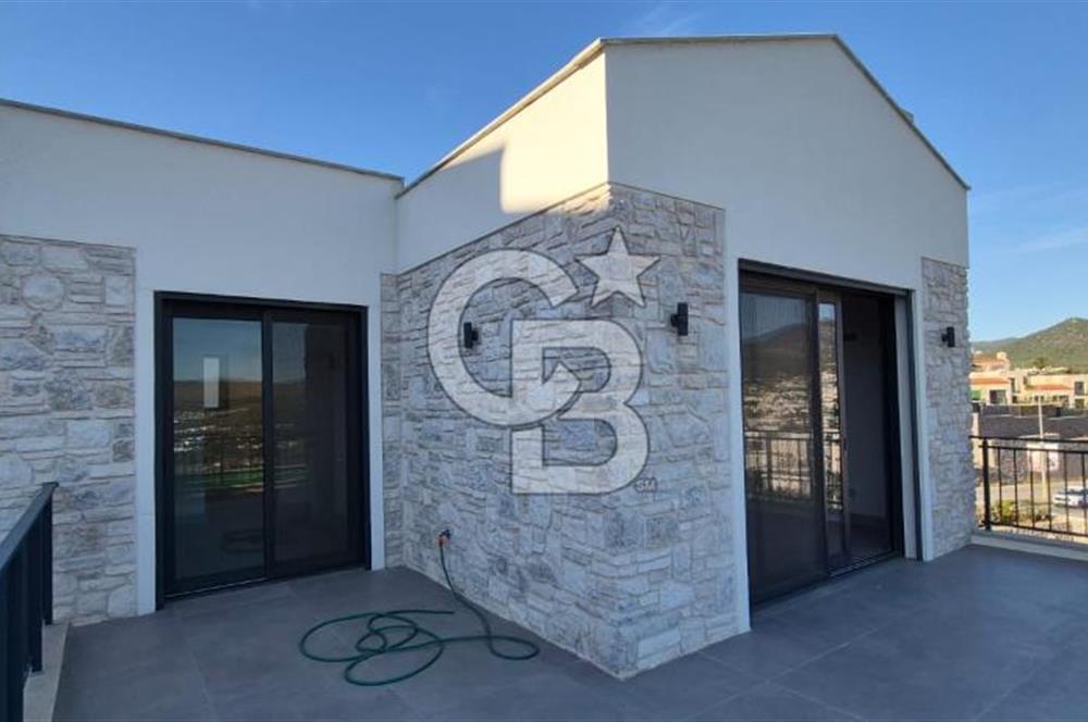 ORTAKENT’TE  SATILIK TAM MÜSTAKİL HAVUZLU VİLLA