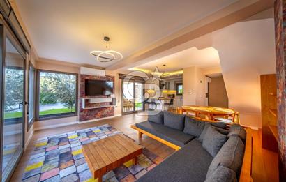 SIĞACIKTA BUTİK SİTEDE EŞYALI SATILIK VİLLA