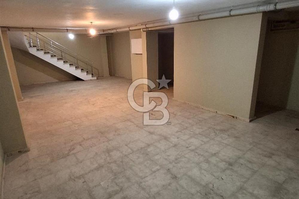 SANCAKTEPE İNÖNÜ MAHALLESİNDE SATILIK DEPOLU 320 M² DÜKKAN