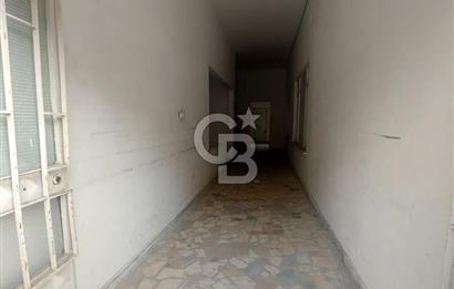 ÇAYIROVA YENİMAHALLE ÜST GEÇİDİNİN KARŞISINDA 5 DÜKKANLIK İŞYERİ