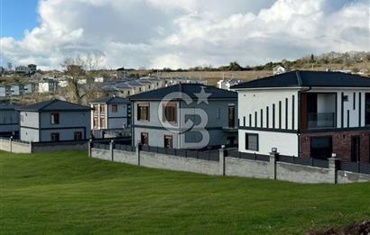 Kandıra Akçabeylide Doğayla İç İçe Lüks Yaşam