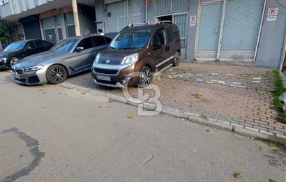 ÇAYIROVA YENİMAHALLE ÜST GEÇİDİNİN KARŞISINDA 5 DÜKKANLIK İŞYERİ