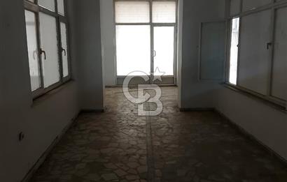 ÇAYIROVA YENİMAHALLE ÜST GEÇİDİNİN KARŞISINDA 5 DÜKKANLIK İŞYERİ