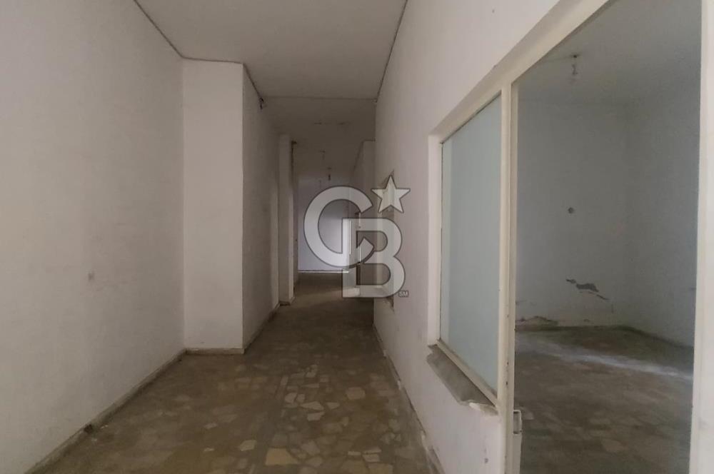 ÇAYIROVA YENİMAHALLE ÜST GEÇİDİNİN KARŞISINDA 5 DÜKKANLIK İŞYERİ