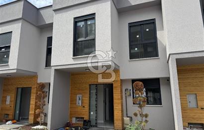 YALOVA KADIKÖY ÖZDEN MAHALLESİ MODA LİFE SİTESİ VİLLA KONSEPTLİ KONUT!4+2