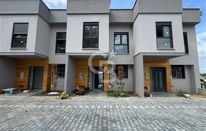 YALOVA KADIKÖY ÖZDEN MAHALLESİ MODA LİFE SİTESİ VİLLA KONSEPTLİ KONUT!4+2