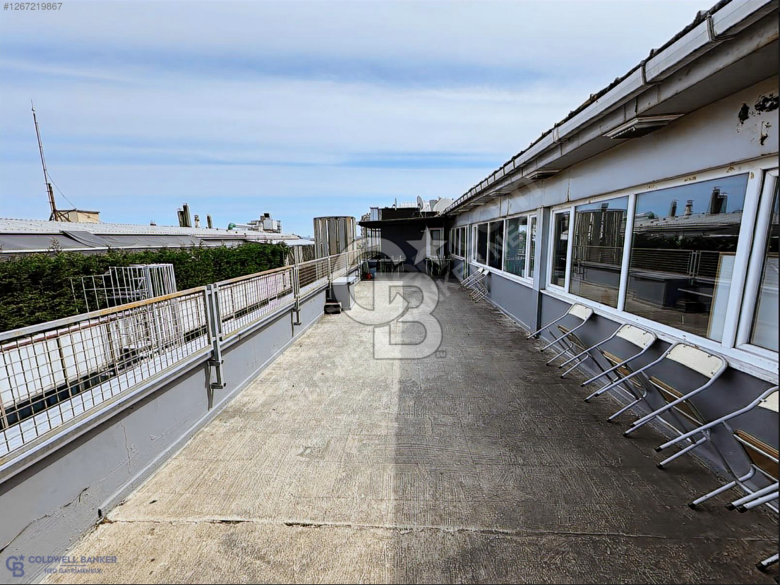 NEO' DAN BÜYÜKDERE CADDESİ ÜZERİNDE TERASLI 350 M2 OFİS