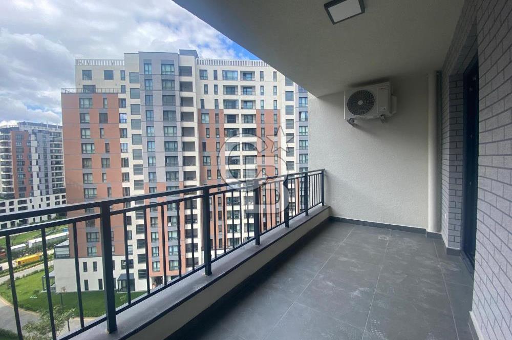 TUGAY YOLUNA YAKIN İSTER VADELİ İSTER PEŞİN FİYATINA SATILIK 1+1