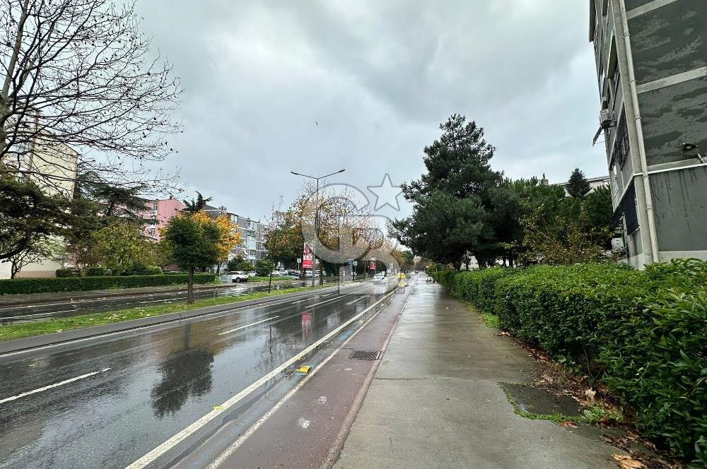 Ataköy 4.Kısım TO Bloklarda, Tadilatlı, Kiralık 2+1 Daire