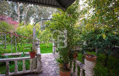 Akyaka Azmak Nehri Kenarında Satılık Villa