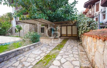 Akyaka Azmak Nehri Kenarında Satılık Villa