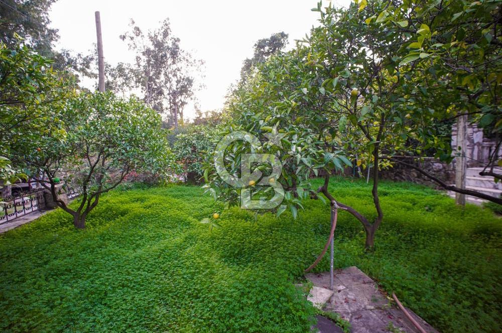 Akyaka Azmak Nehri Kenarında Satılık Villa