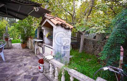 Akyaka Azmak Nehri Kenarında Satılık Villa