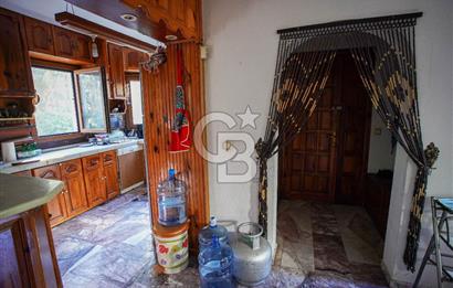 Akyaka Azmak Nehri Kenarında Satılık Villa