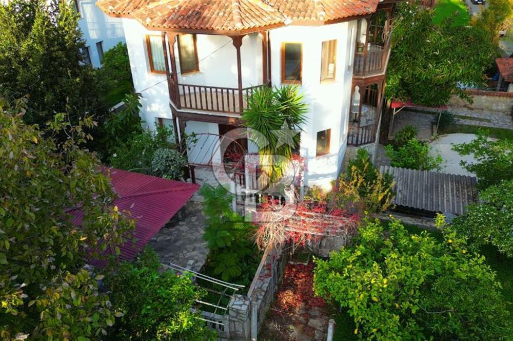 Akyaka Azmak Nehri Kenarında Satılık Villa
