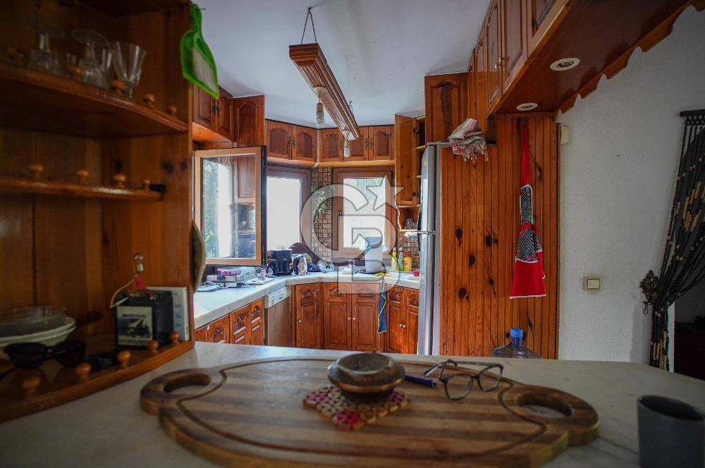 Akyaka Azmak Nehri Kenarında Satılık Villa