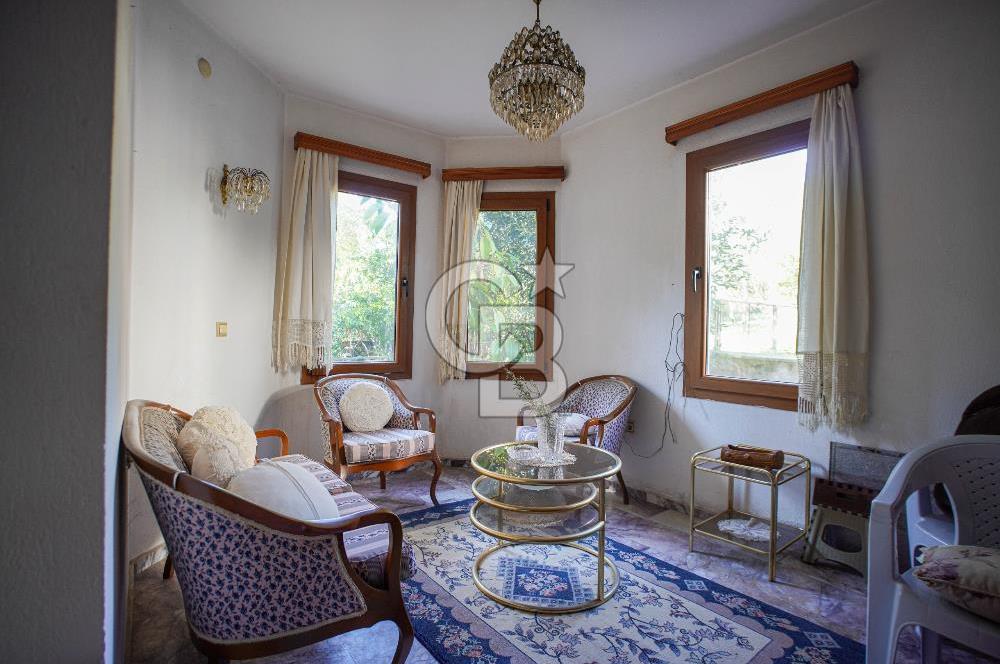 Akyaka Azmak Nehri Kenarında Satılık Villa