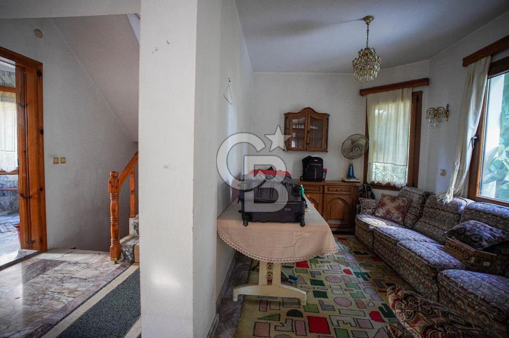 Akyaka Azmak Nehri Kenarında Satılık Villa