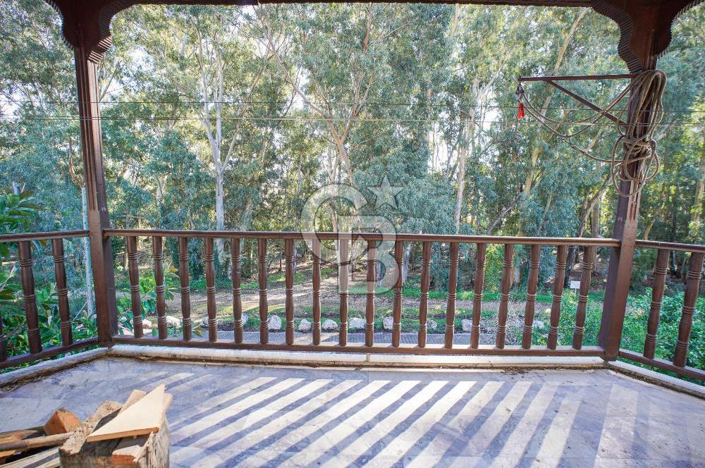 Akyaka Azmak Nehri Kenarında Satılık Villa