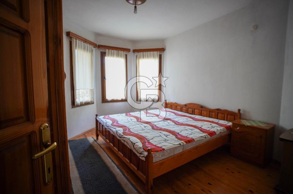 Akyaka Azmak Nehri Kenarında Satılık Villa