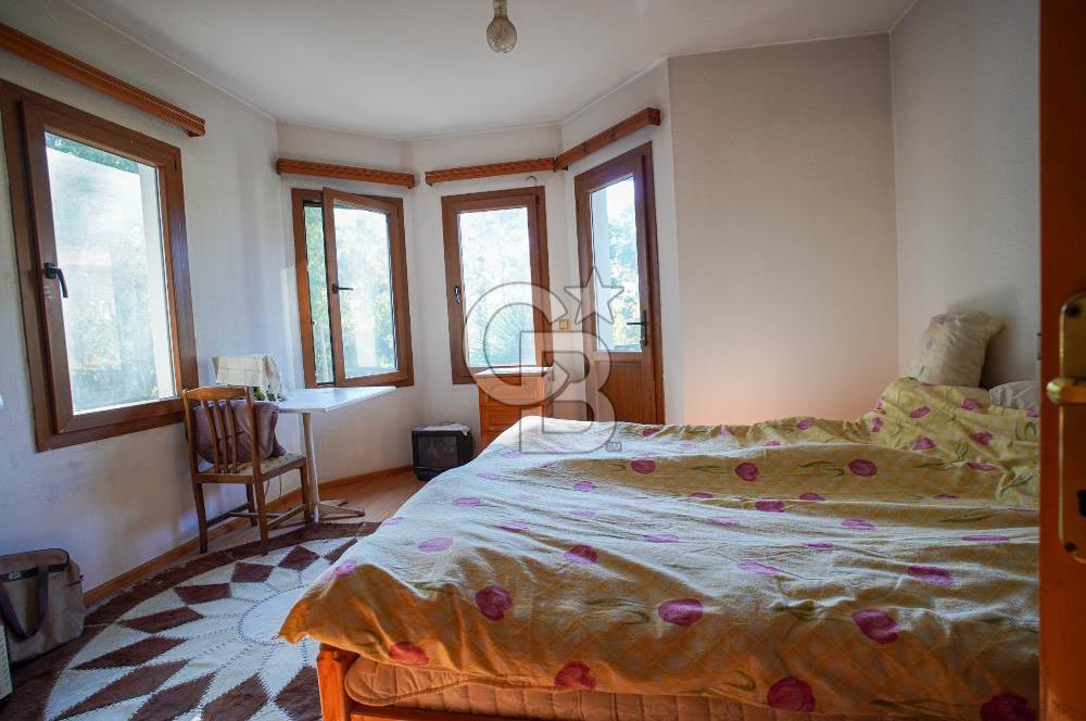 Akyaka Azmak Nehri Kenarında Satılık Villa