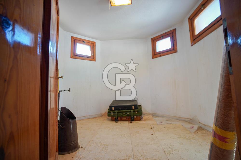 Akyaka Azmak Nehri Kenarında Satılık Villa