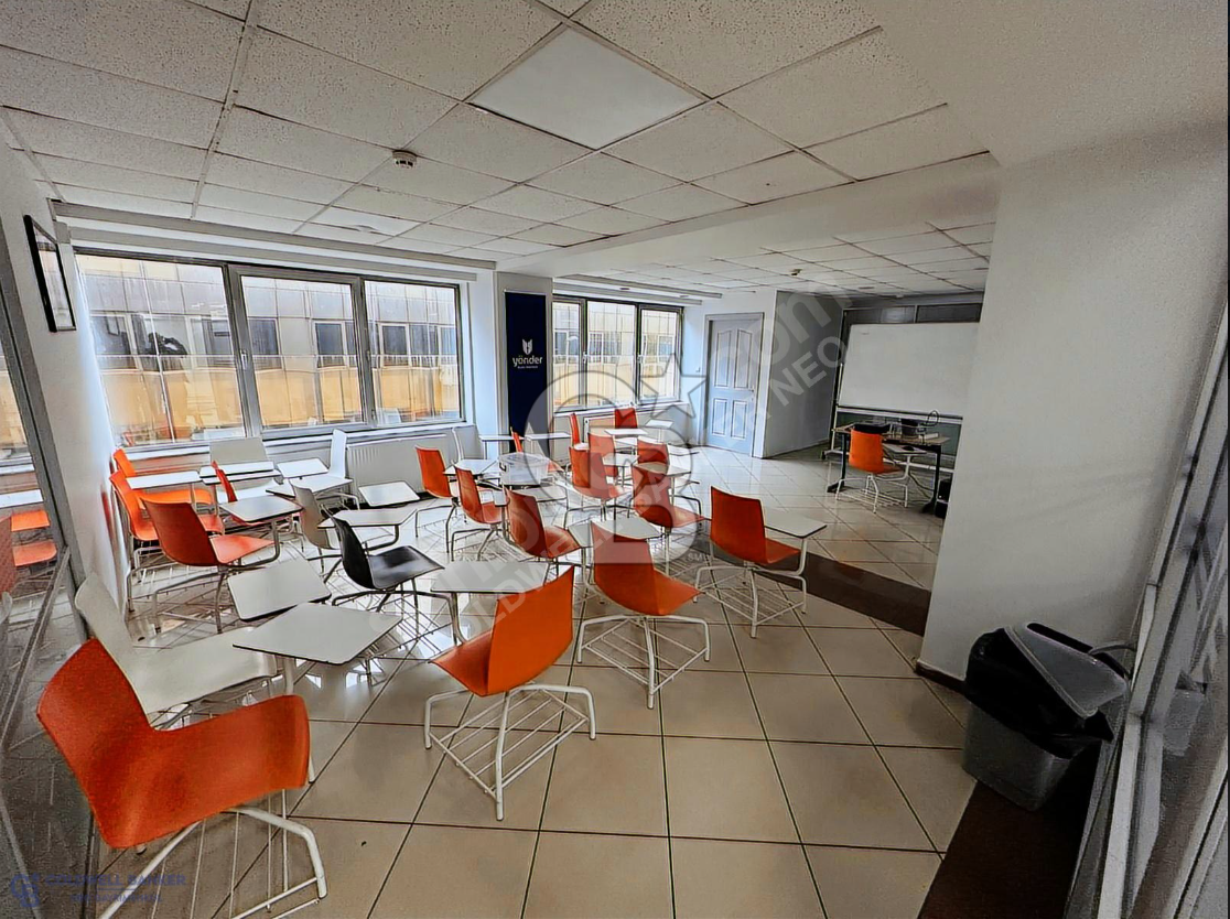 NEO'DAN BÜYÜKDERE CADDESİ ÜZERİ 550 M2