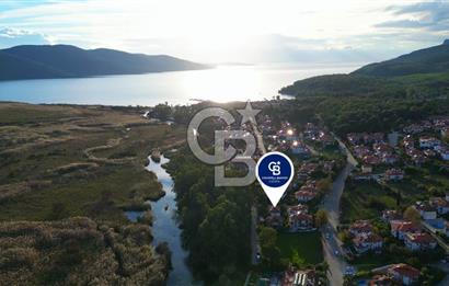 Akyaka Azmak Nehri Kenarında Satılık Villa