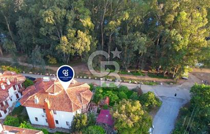 Akyaka Azmak Nehri Kenarında Satılık Villa