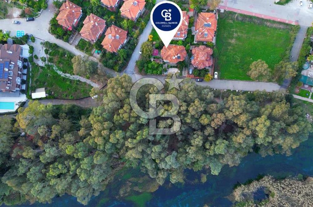 Akyaka Azmak Nehri Kenarında Satılık Villa